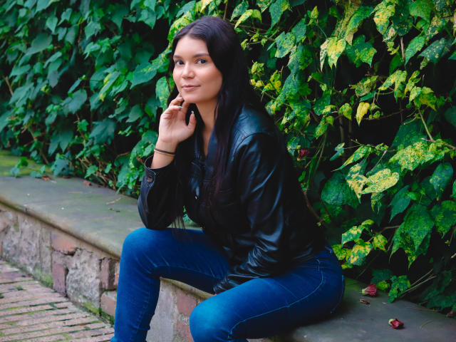 AriaLeenn - Live sex cam - 24738117