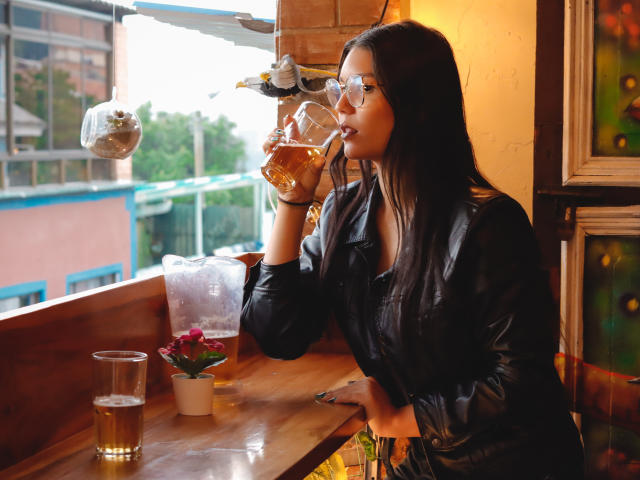 AriaLeenn - Live sex cam - 24738137