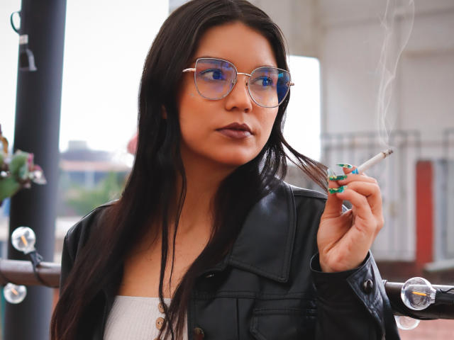 AriaLeenn - Live sexe cam - 24738305