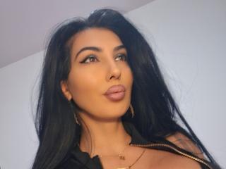 BrunetteBabe69 - Live porn &amp; sex cam - 24738637