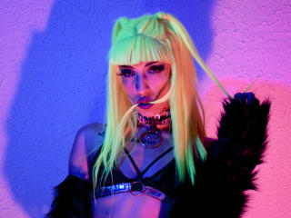 FridaFendy - Live Sex Cam - 24739785