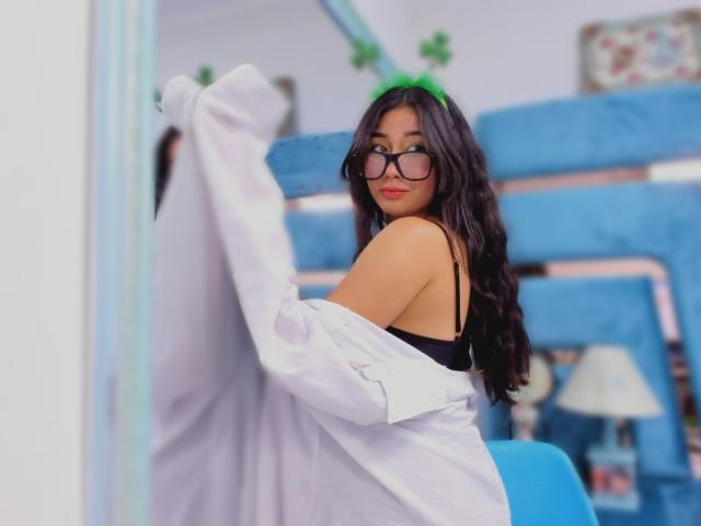 Genesiss - Live Sex Cam - 24742473