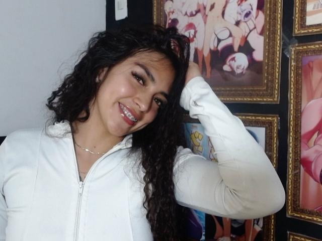 ZhamiraSexy - Live sex cam - 24743165