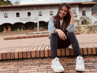 AmelieMuller - Sexe cam en vivo - 24752661