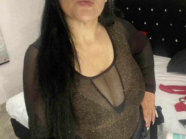 KittyHotLady69 - Live sex cam - 24754285