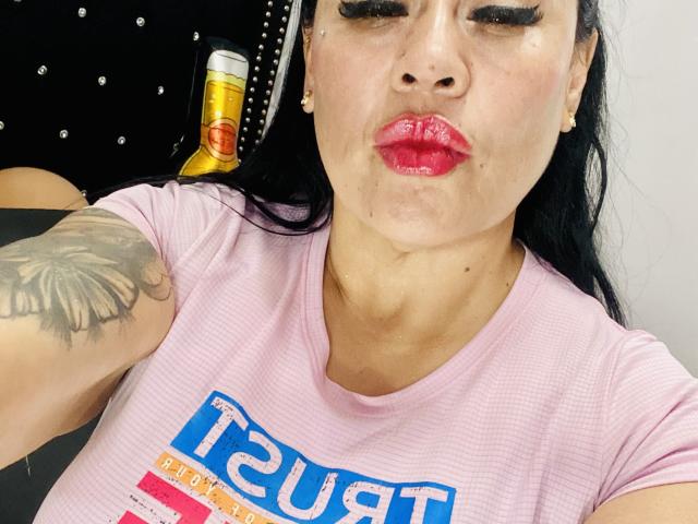 KittyHotLady69 - Live Sex Cam - 24754297