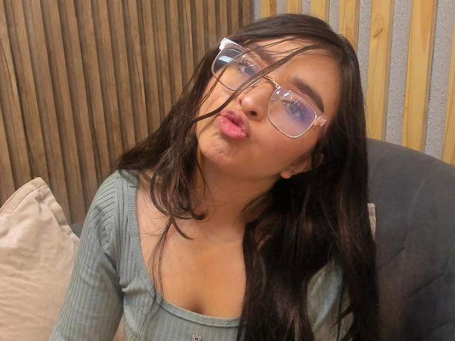 EvaMcAllister - 라이브 포르노 &amp; 섹스 캠 - 24756721