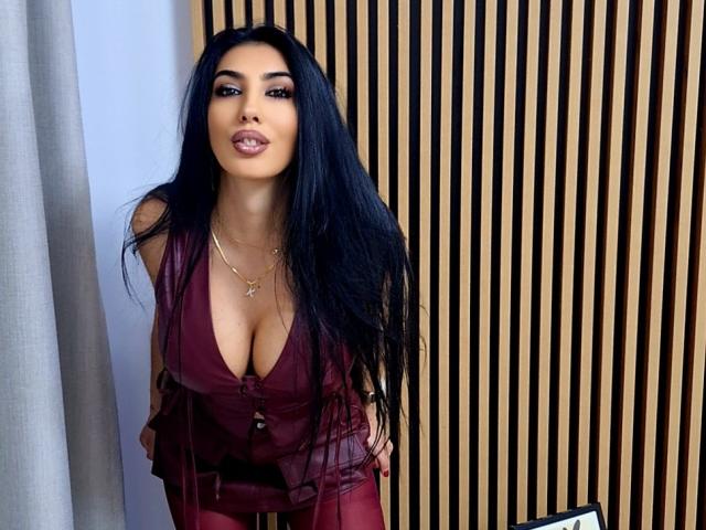 BrunetteBabe69 - Live sex cam - 24757569