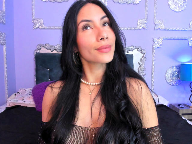 ArianaRogers - сексуальная веб-камера в реальном времени - 24768981