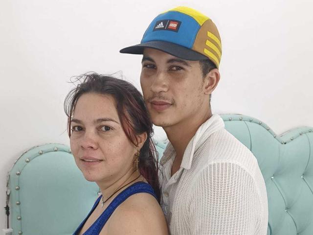 ExplicitCouple - Live porn &amp; sex cam - 24771157