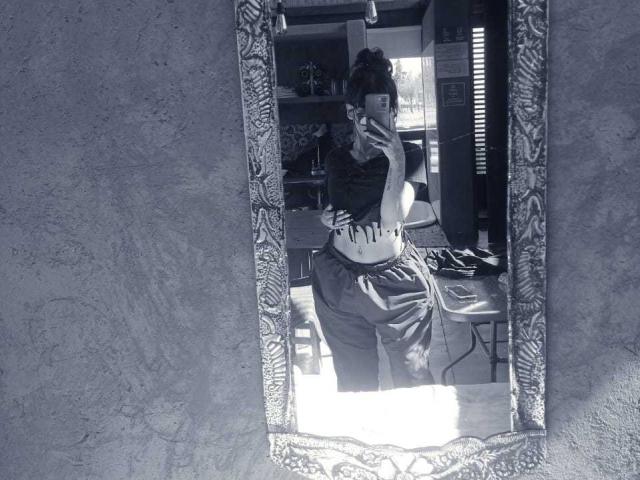 KatieBeckers - Live sex cam - 24771493