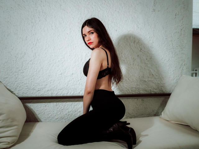 SofiArias - Live porn &amp; sex cam - 24772517