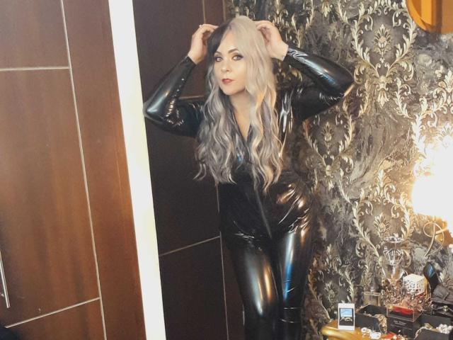 VictoriiaGray - Live porn &amp; sex cam - 24773101