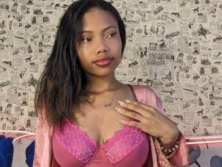 LindaSanchezL - Live sexe cam - 24775053