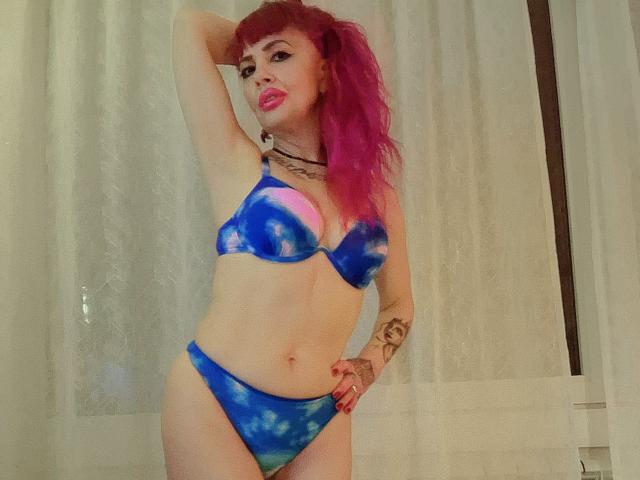 HotAdelayde69 - сексуальная веб-камера в реальном времени - 24775677