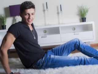 MaxWilder - Live Sex Cam - 2477983