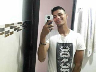 LoverHott69 - Live sex cam - 24780065