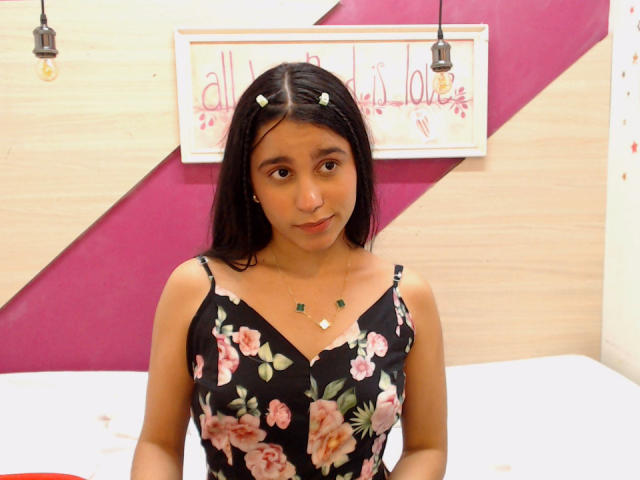 TiffannyRose - Sexe cam en vivo - 24780613