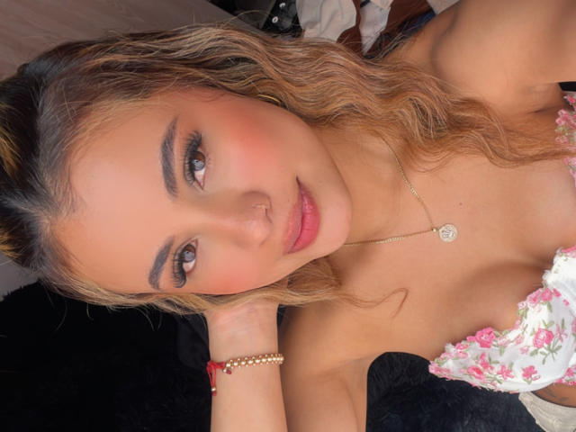 ArianaBellee - Live porn &amp; sex cam - 24781517