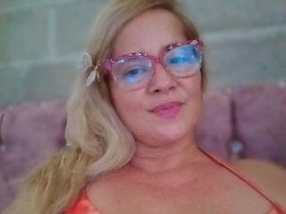 LupeAngel - Live sex cam - 24782609