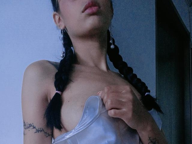 AnaisHilton - Live porn &amp; sex cam - 24783173