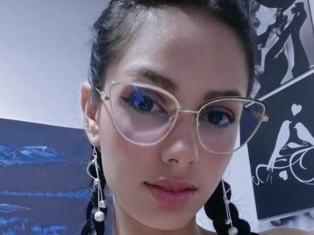 AnaisHilton - Live sex cam - 24783177