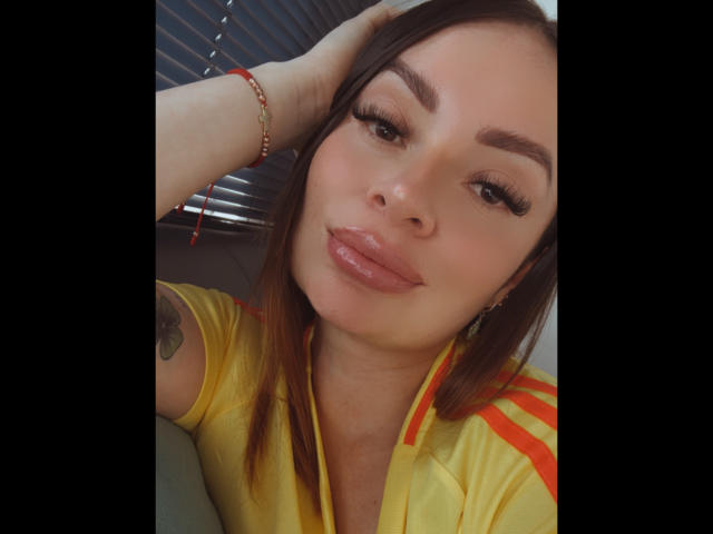 FlowerLiz - Live sex cam - 24783345