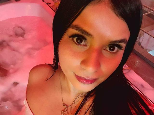AliceNova - Live sex cam - 24783365