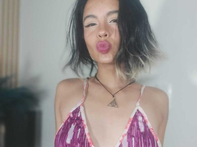 LoreanaAdams - Live sex cam - 24784785