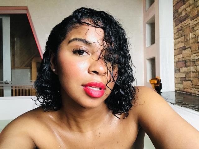 LisaMendez - Live sex cam - 24786493