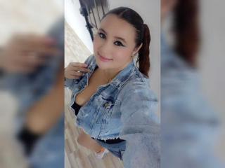 ElektraRous - Live sex cam - 24786645