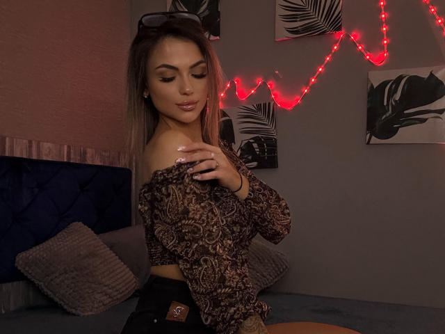 KarolinaSykes - Live sex cam - 24788149