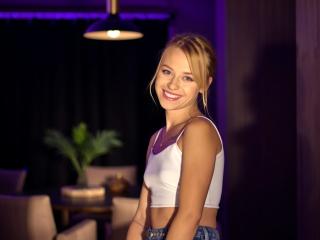CindyxGlam - Live Sex Cam - 24790261