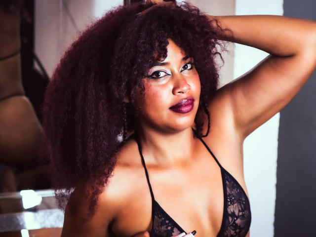 DalilaHeinz - Sexe cam en vivo - 24790653