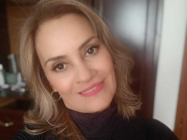 CarolinneFiotti - Live sexe cam - 24790961