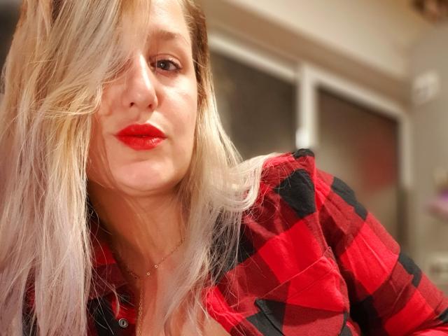 MayaTrainor - Live Sex Cam - 24802981