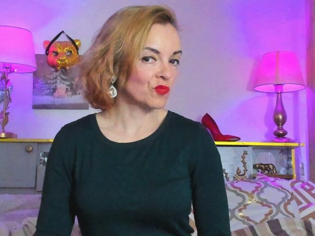 KateRouge - Sexe cam en vivo - 24803581