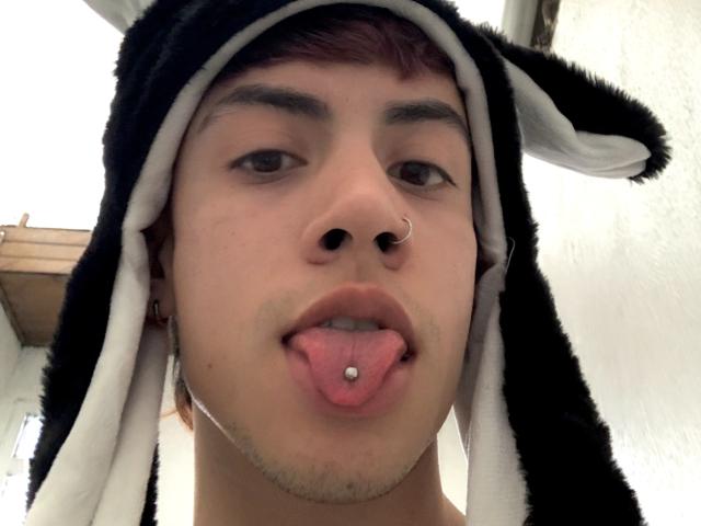 AaronBlink - Sexe cam en vivo - 24805685