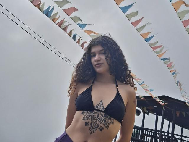 WendyBeckettX - Live sex cam - 24807333