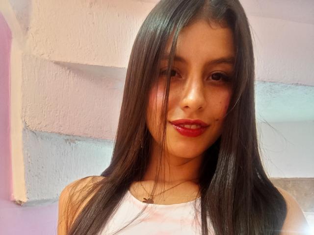 MadissonFontaine - Live sex cam - 24807561