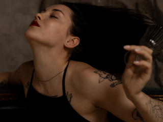 AngelinaSwt - Live sex cam - 24808565