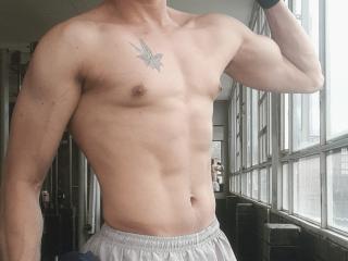 FlacoVergon69 - Live porn &amp; sex cam - 24809773