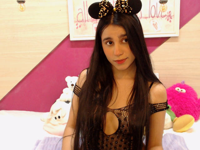 TiffannyRose - Sexe cam en vivo - 24813005