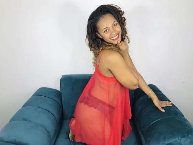 LaraCoquine - Live porn &amp; sex cam - 24814009
