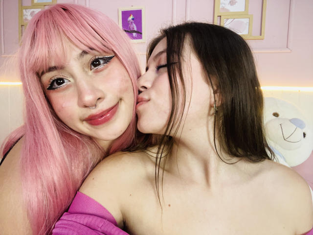 AsianAndLatina - Live sex cam - 24815749