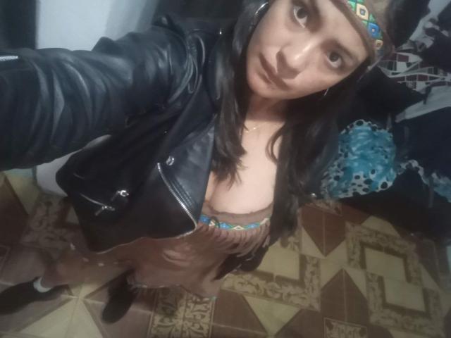ArianithaXox - Live porn &amp; sex cam - 24818841