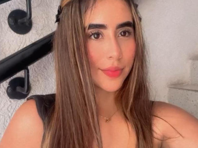 OlivaStellas - Live sexe cam - 24823557