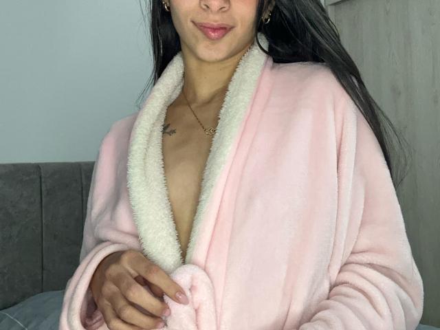 LisaBrunett - Live porn &amp; sex cam - 24825065