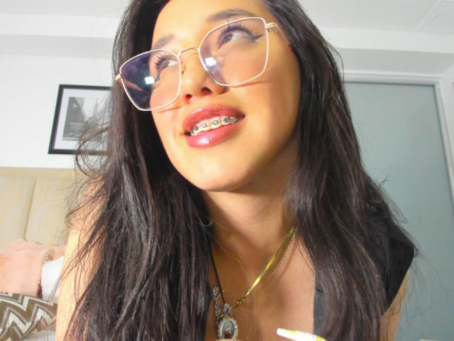 JessyBarnnett - Live sexe cam - 24829617