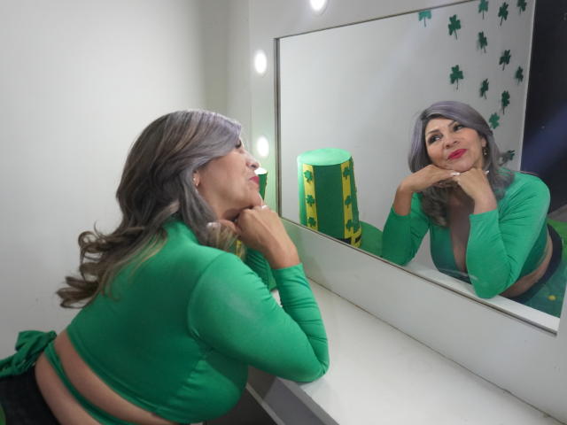 CelesteLincon - Live sex cam - 24830977